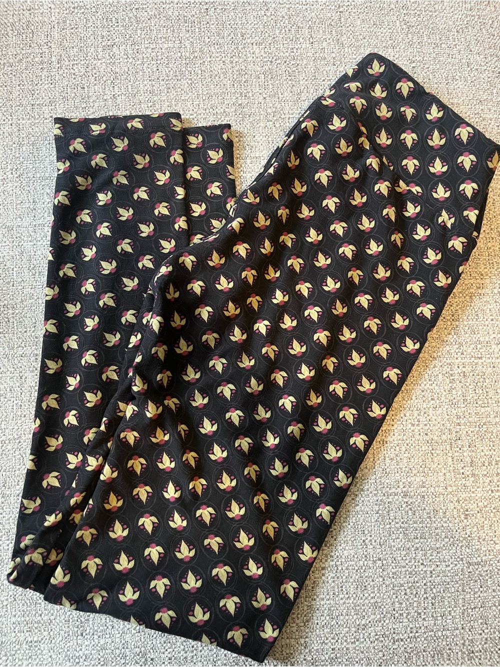 LuLaRoe OS Black Leggings with Pink and Yellow Floral Medallions